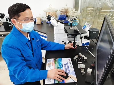 奋斗者说奋进贵州 王海军——以科技创新“绝招”引领新材料产业转型